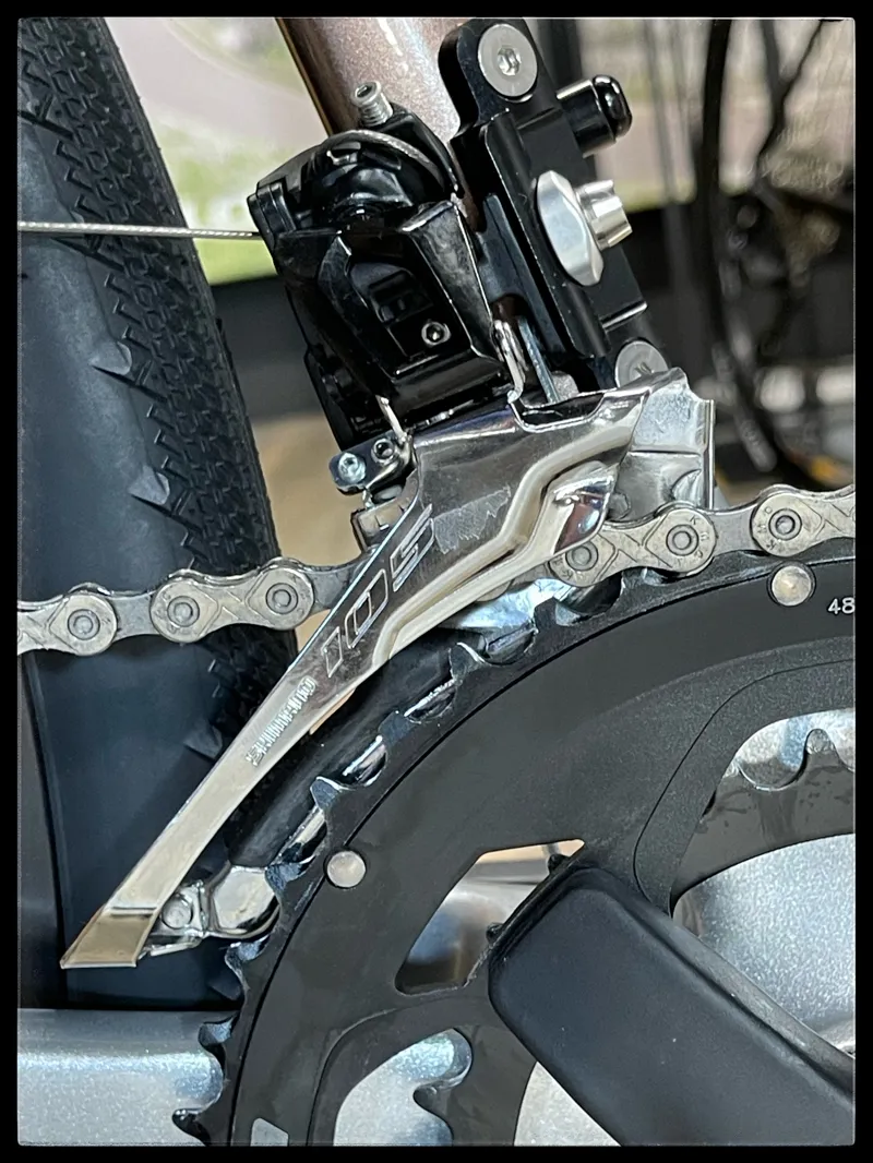 Giant FastRoad AR Advanced 1 M-Large Silver 2023-5